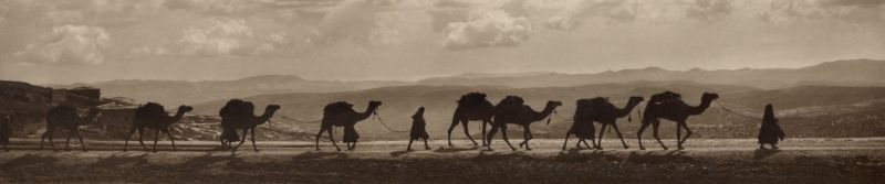 File:1918 camel caravan.jpg